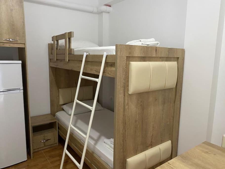 Guesthouse Xhimi Ksamil Ngoại thất bức ảnh