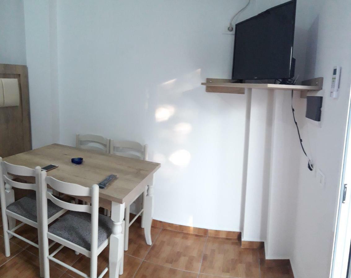Guesthouse Xhimi Ksamil Ngoại thất bức ảnh